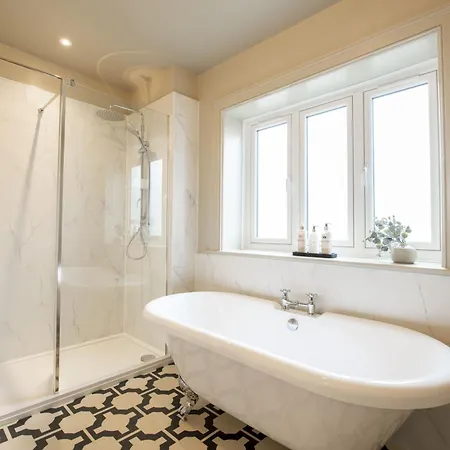 Pasture House 6 펜션 Thornton Watlass