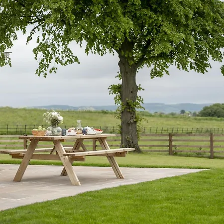 Pasture House 6 펜션 Thornton Watlass