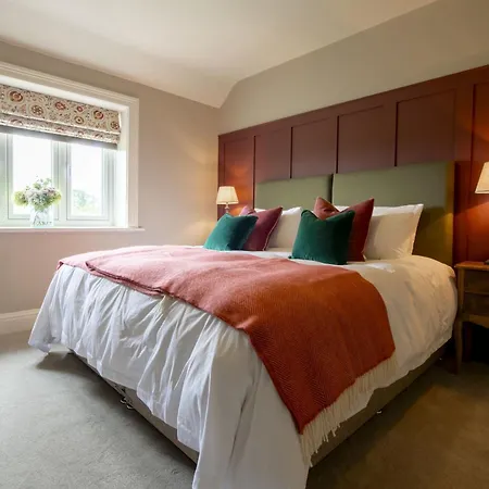 Pasture House 6 別荘 *